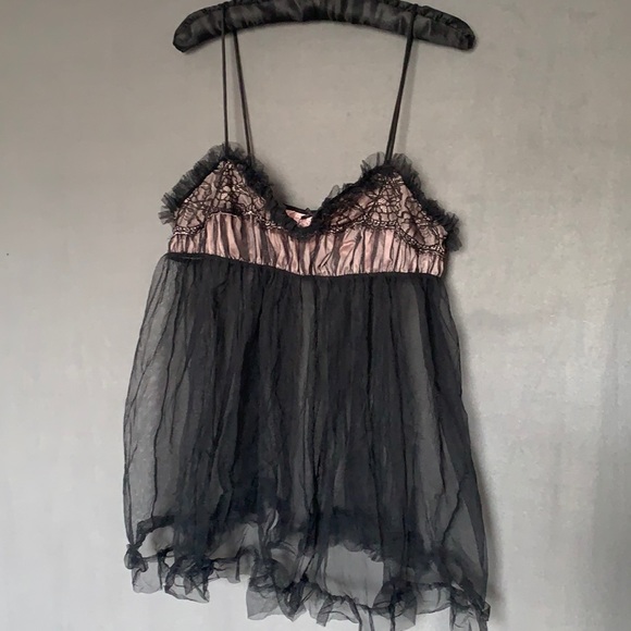 NWOT Gorgeous Victoria secret lingerie piece - Picture 1 of 13